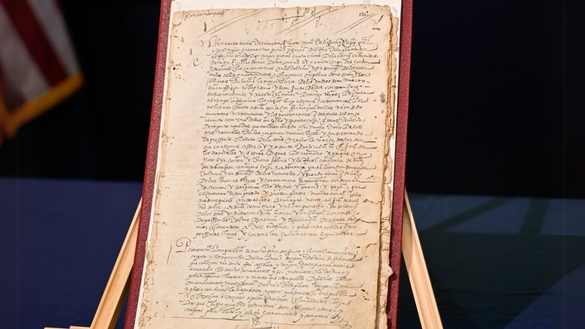 EE.UU. devuelve a Paraguay el «Manuscrito Hernandarias», del siglo XVI, robado y subastado en Nueva York