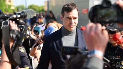 El hermano del presidente Sánchez dice a la jueza que no participó en la contratación del exasesor de Moncloa