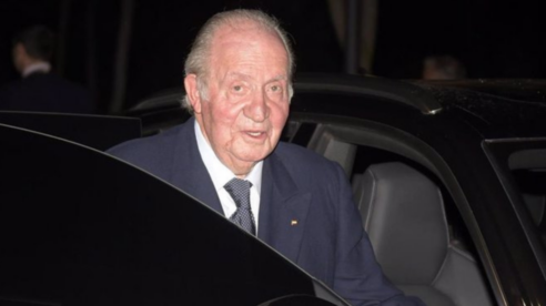 El rey emérito Juan Carlos I demanda a Miguel Ángel Revilla por «calumniarle» y  le reclama 50.000 euros