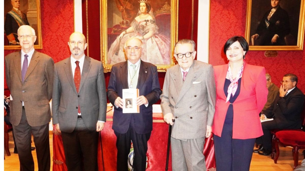 Benigno Pendás reivindica la libertad como eje vertebrador de la historia en la Real Academia de Ciencias Morales y Políticas