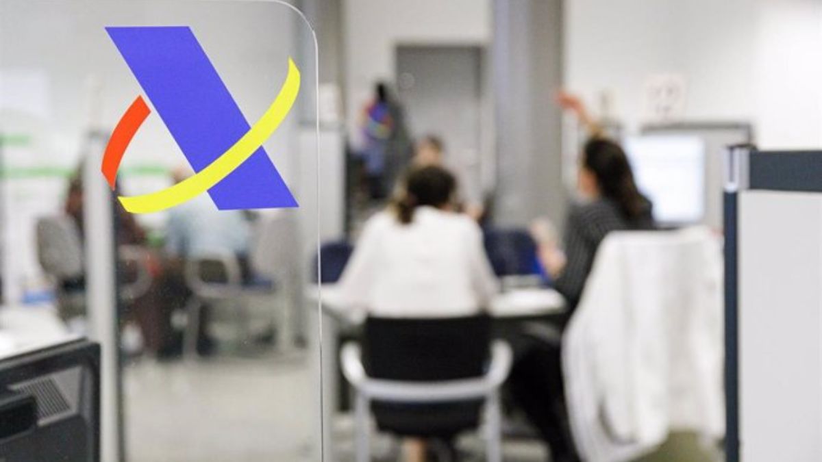 ¿Preparado para la Campaña de Renta 2025? Las principales novedades en IRPF e IS en esta guía gratuita de Adlanter