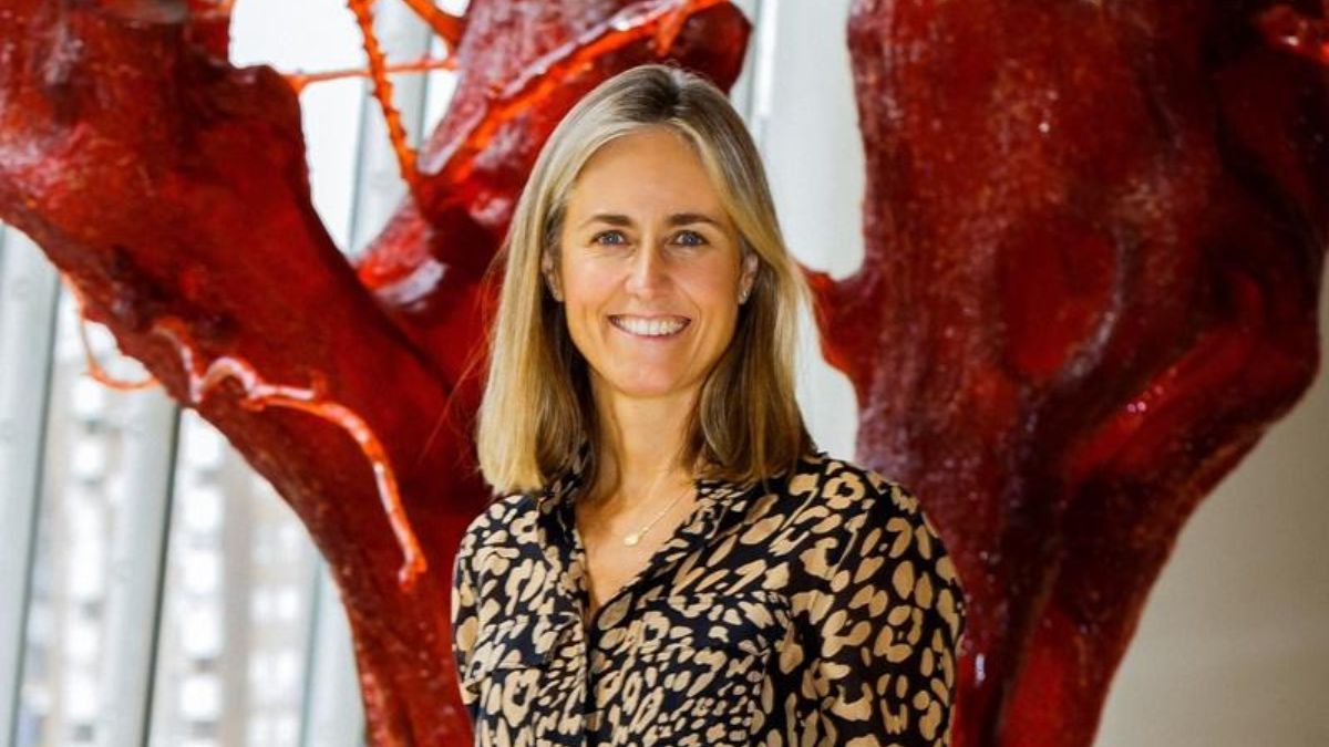 Teresa Parada: «La IA es la primera tecnología que incide sobre la base de nuestro trabajo, que es el lenguaje natural»