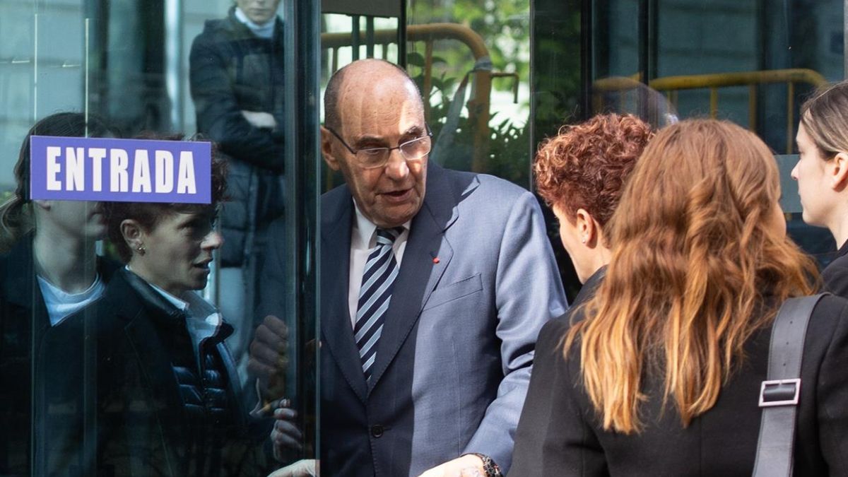Vidal-Quadras responsabiliza a Irán del atentado que sufrió en 2023: «Los indicios son claros»