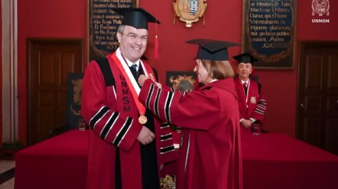 La Universidad Nacional Mayor de San Marcos de Lima distingue a Javier Junceda como doctor honoris causa