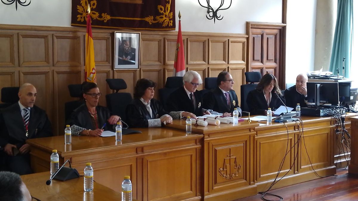 El presidente de la Abogacía pide que la actividad negociadora previa a juicio del turno de oficio sea remunerada
