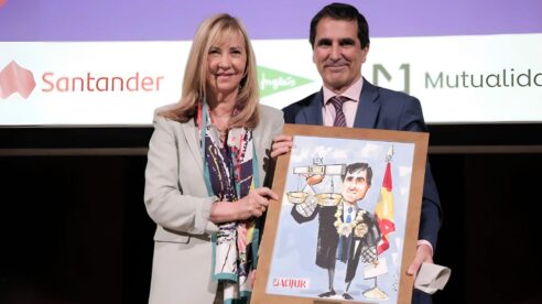 El magistrado Antonio del Moral recibe el Premio ‘Puñetas de Oro’ de ACIJUR y el abogado Fernando Vives el premio a la trayectoria
