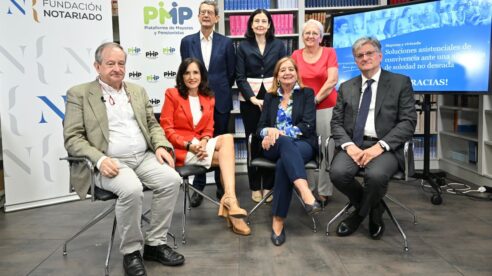 Fundación Notariado y la PMP reclaman un marco jurídico claro para los pactos asistenciales y convivenciales