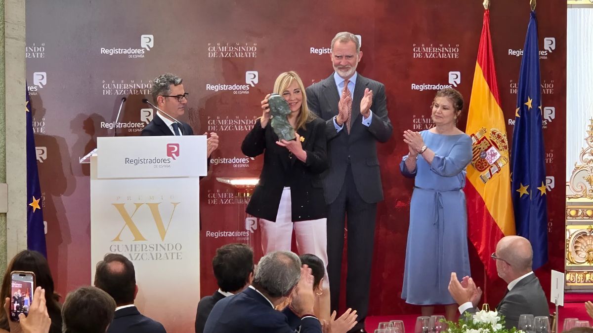 El Poder Judicial recibe el Premio Gumersindo de Azcárate por su papel esencial en la defensa del Estado de Derecho