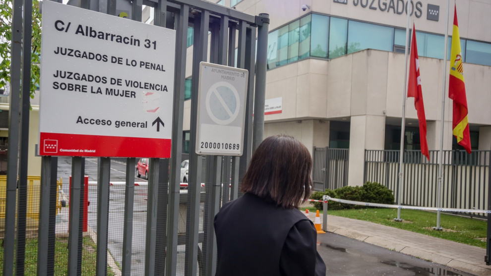 «Le meto una hostia y espabila»: condenadas dos educadoras de la Fundación Gil Gayarre por vejar a 3 menores con síndrome de Down