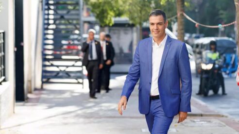 No era un loco suelto de WhatsApp: tenía rifles, entrenamiento y un plan serio para asesinar al presidente del Gobierno, Pedro Sánchez