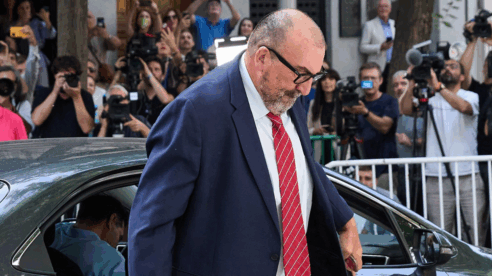 Koldo pide a la AN y al TS que le devuelvan su móvil para defenderse del presunto acoso a Claudia Montes