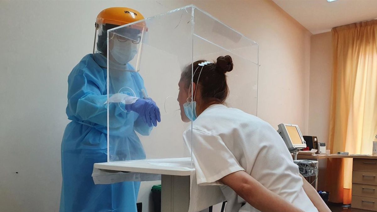 El Tribunal Supremo aclara si el COVID contraído en el trabajo es accidente laboral o enfermedad profesional