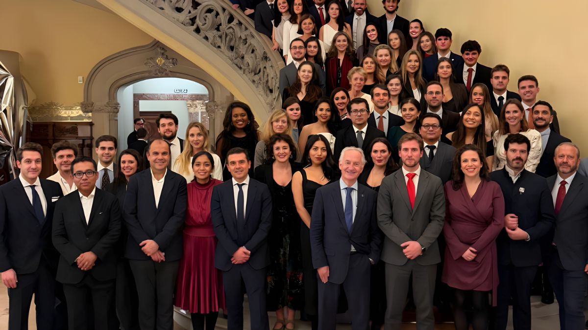 La Universitat Abat Oliba CEU y la de Georgetown estrechan la colaboración jurídica con apoyo de la firma Fuster-Fabra