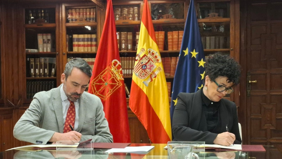 El Ministerio de Justicia y el Gobierno de Navarra firman un convenio ...