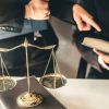 Jóvenes abogados y empleabilidad: qué buscan hoy los despachos y departamentos legales