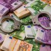 grilletes y dinero